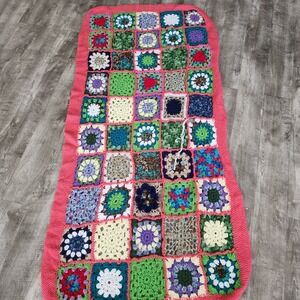 VTG Granny Square 30" x 72"" Afghan Throw Couch Blanket Floral